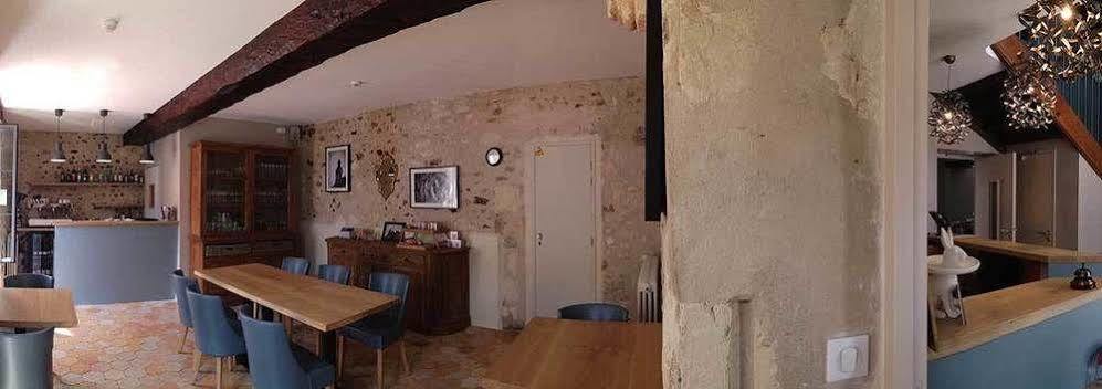 Logis - Auberge De L'Abbaye Thiron-Gardais エクステリア 写真